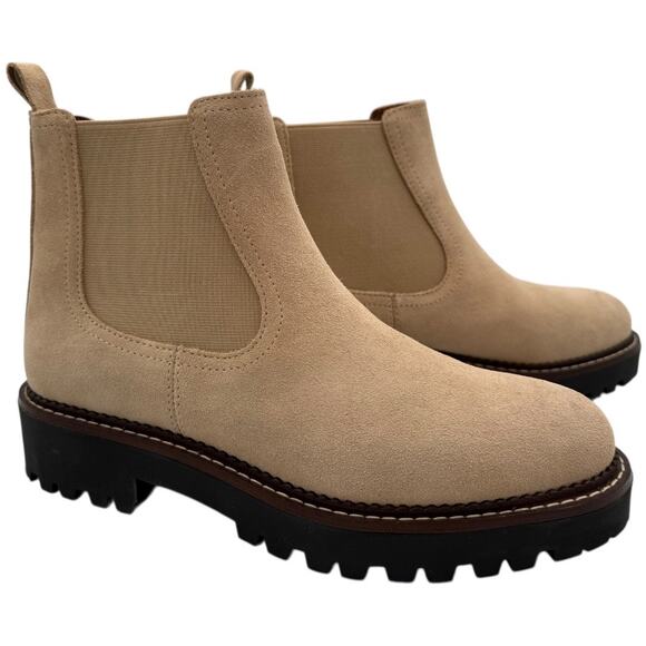 PRE-LOVED  Caslon Water Resistant Lug Chelsea Tan - Size 7.5 - Picture 1 of 5